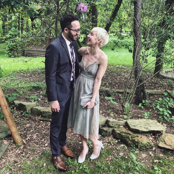 Meet your Posher, Jenn - Picture 3 of 7